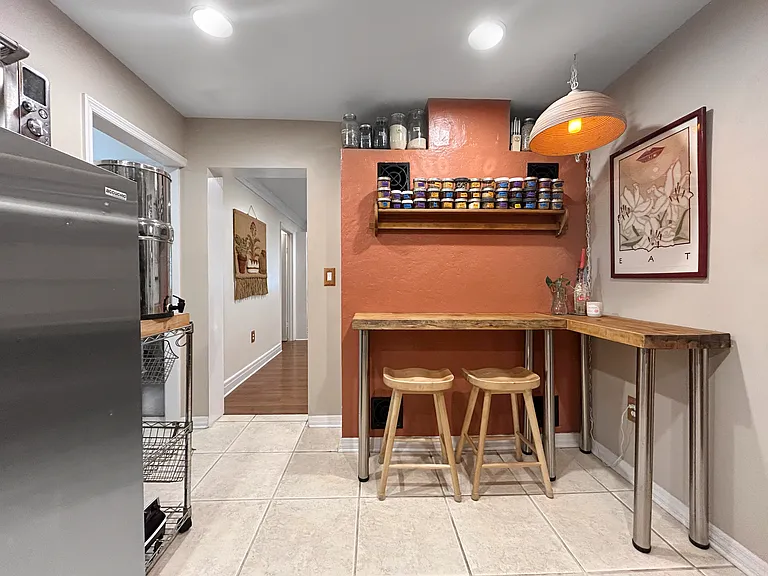 3829 Chapel Dr — Photo 10