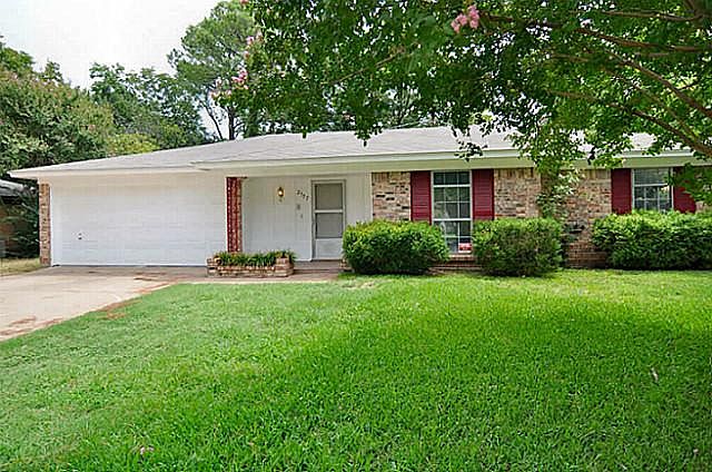 1st image of 2507 Zapata Dr