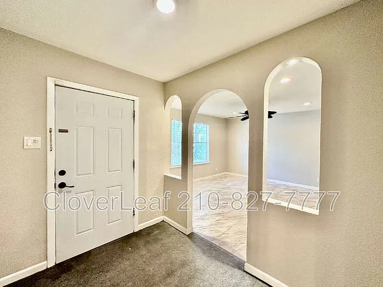 214 Basswood Dr — Photo 5