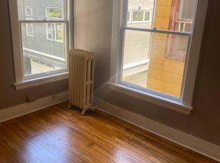 925 14th Ave #4, Seattle, WA 98122