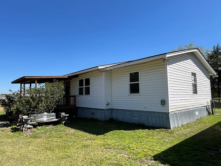 159 County Road 3501 — Photo 3