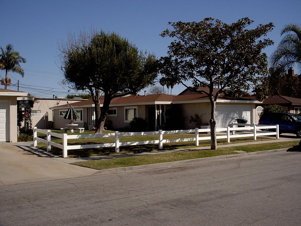 Rochester Street, Costa Mesa, Califoria