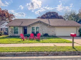 909 Red Cliff Dr, Austin, TX 78758