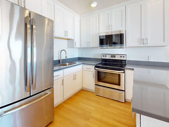 653 Kansas St #405, San Francisco, CA 94107