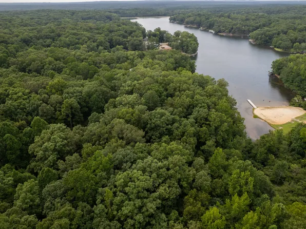 306 Oak Dr, Saulsbury, TN 38067
