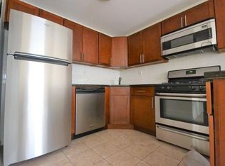 142 Frost St APT 2F, Brooklyn, NY 11211