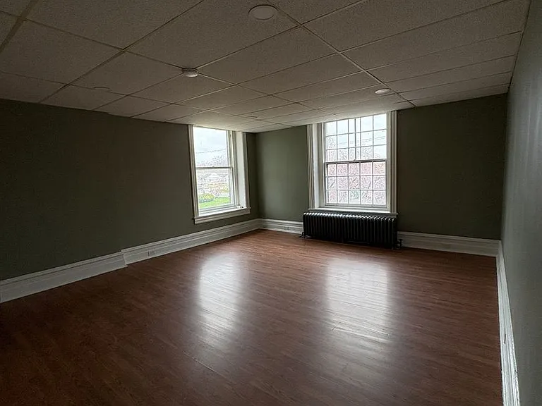 1003 N Charlotte St — Photo 6