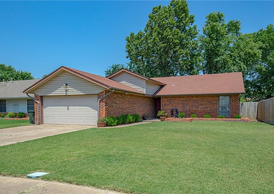 1st image of 225 Terra Ct