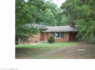 220 Weslo Dr, Kernersville, NC 27284