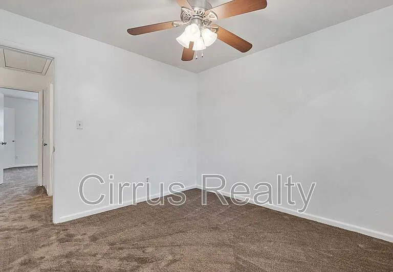 90 Francis St — Photo 18