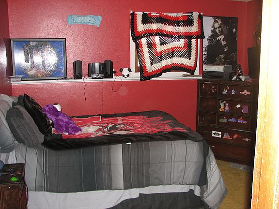 5th image of 2515 Wilson Ave