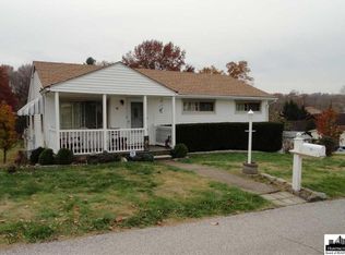 16 Parsons St, Huntington, WV 25705