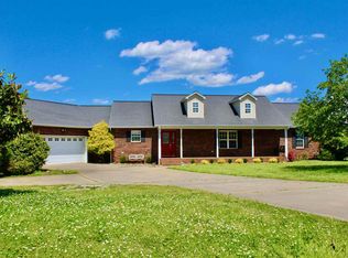 803 Skinner Rd, Boiling Springs, NC 28152