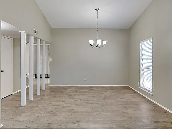 5th image of 1134 Coffeyville Trl #B304