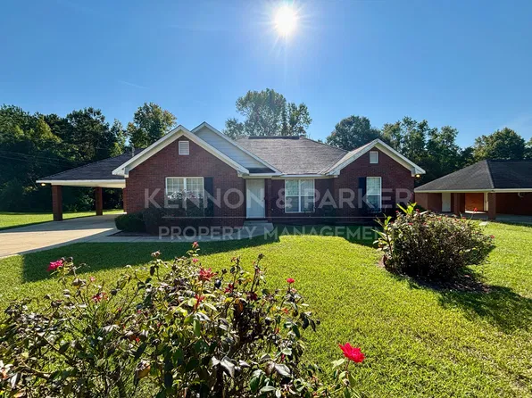 1453 Lee Road 239, Smiths Station, AL 36877