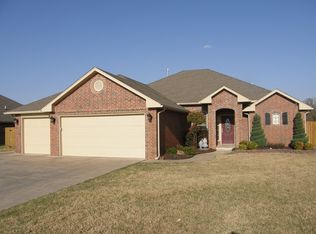 4200 Red Fox Rd, Choctaw, OK 73020