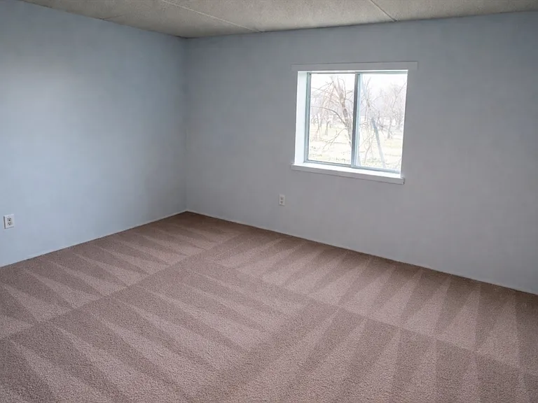 476 Riverside Dr #204 — Photo 3