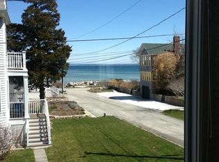 15 Beach Rd, Mattapoisett, MA 02739