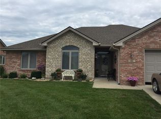 5048 Imperial Dr, Columbus, IN 47203