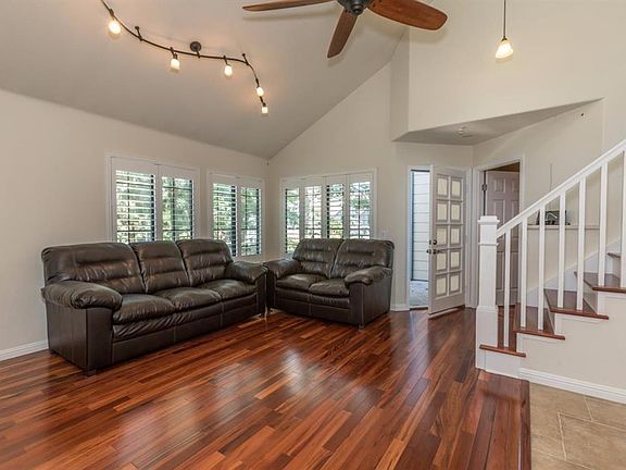 3rd image of 2581 Yerba Bank Ct
