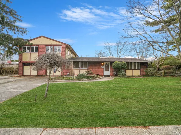 1344 Boston Avenue, Bay Shore, NY 11706