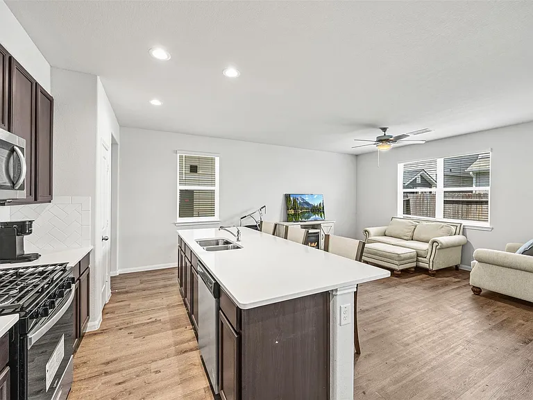 3919 Faletti Dr — Photo 9