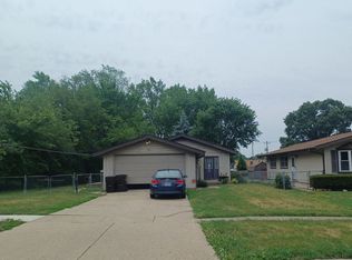 291 Union St, Crystal Lake, IL 60014