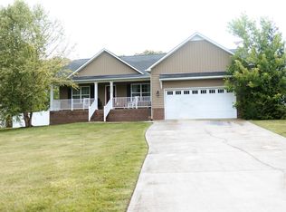 558 Village Rd, Cookeville, TN 38506