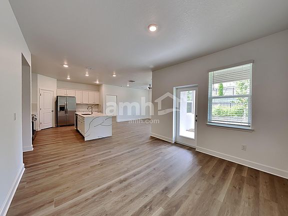 5th image of 37809 Dusty Saddle Ln