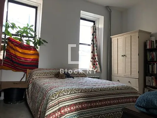 Rented by Block Holdings LLC | media 14