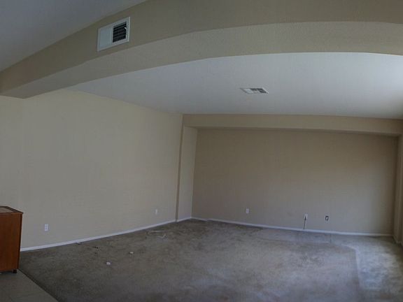 4th image of 31830 Brentworth St