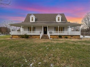 9181 Racine Rd, Pleasant Garden, NC 27313