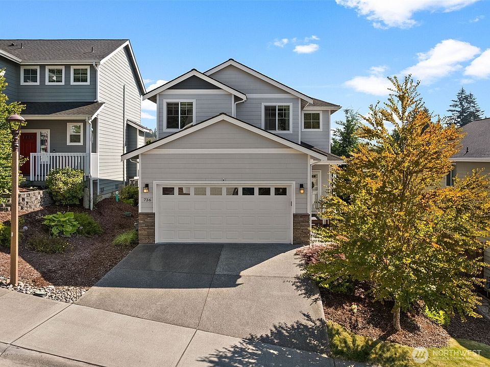 1st image of 736 Freedom Court SE