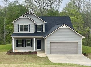 176 Tyler Dr, Forsyth, GA