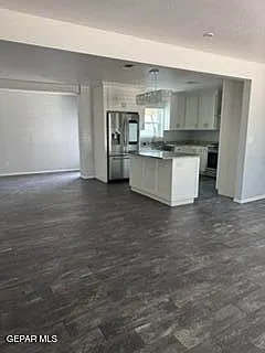 1139 Cimarron St — Photo 4