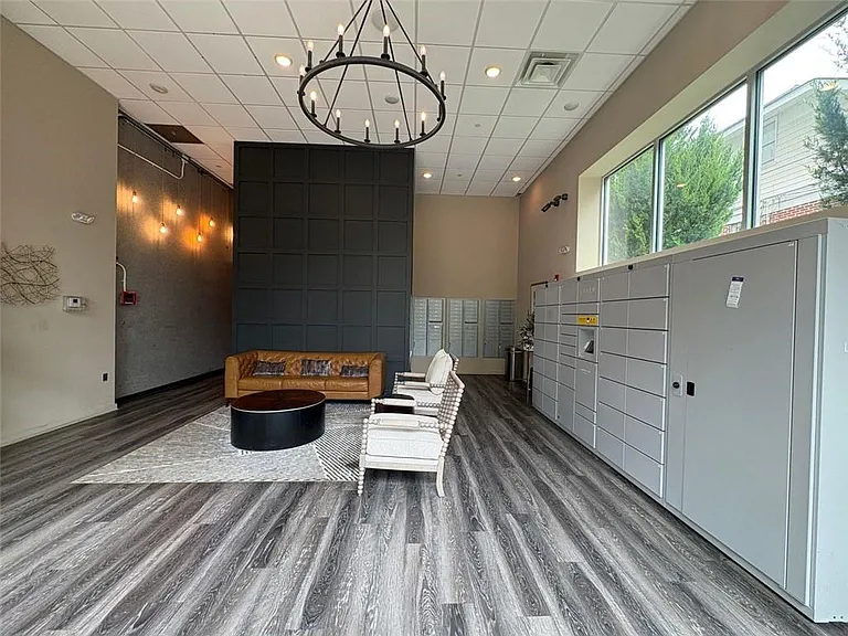 525 Parkway Dr NE #510 — Photo 3