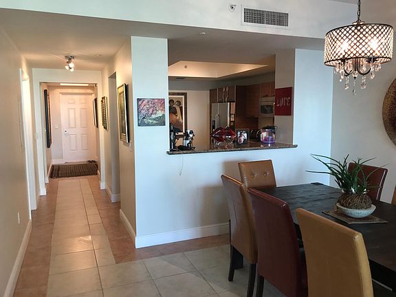 3rd image of 3330 NE 190th St APT 811