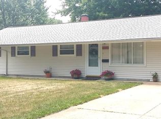 5958 Reynolds Rd, Mentor On The Lake, OH 44060