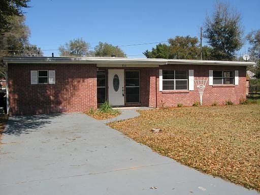 1st image of 850 Holiday Ln