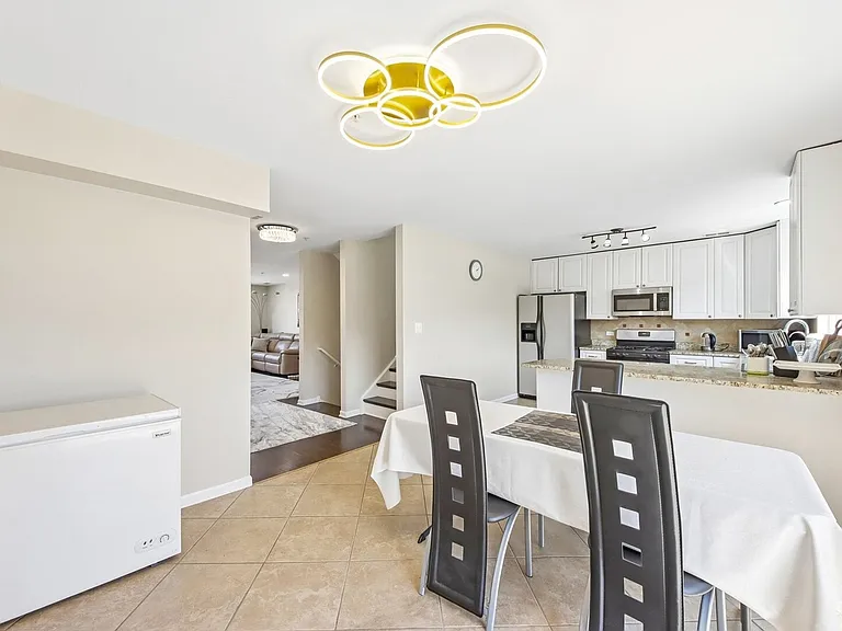 673 Fountainview Dr #673 — Photo 7
