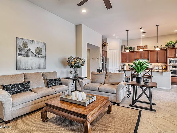 3rd image of 16497 W VIRGINIA Avenue
