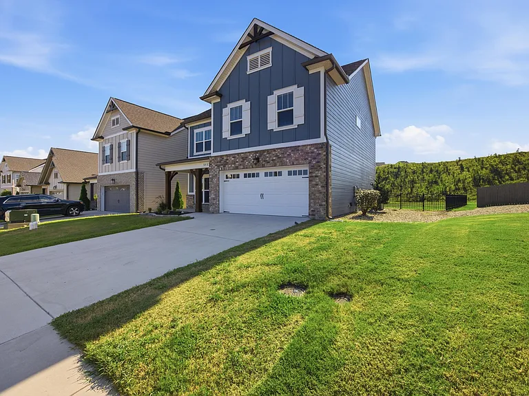 3513 Haystack Ln — Photo 3
