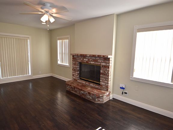 4th image of 12807 Borden Ave