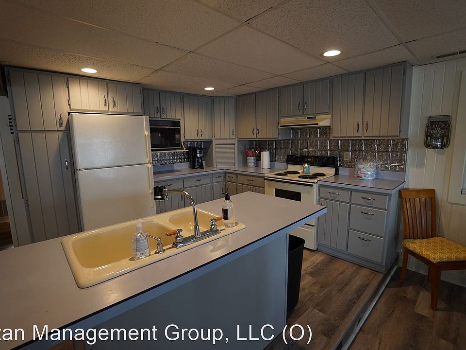 1st image of 3937 S Jamaica Ct