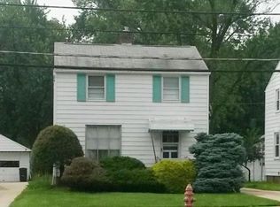 1130 Lander Rd, Mayfield Heights, OH 44124