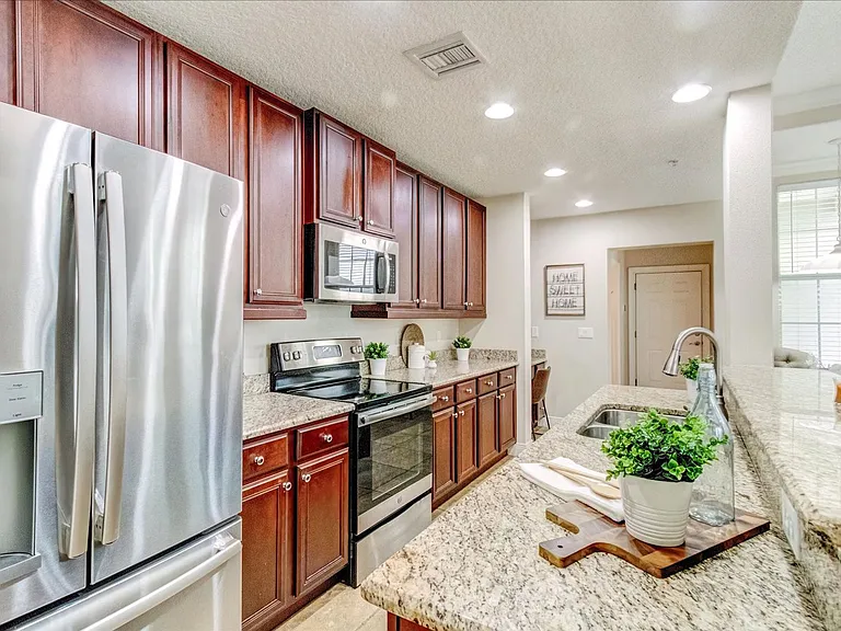 1570 Lake Baldwin Ln #A — Photo 6