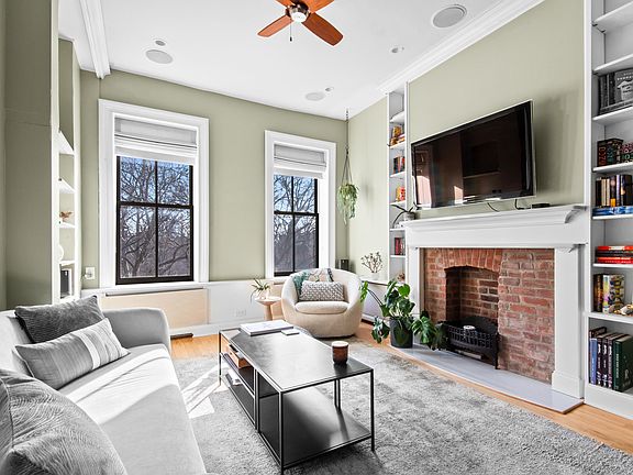 4th image of 264 9th St APT 4K