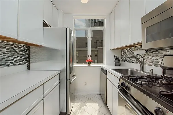 Sold by Citi Habitats | media 3