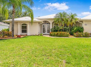 524 SE Nome Dr, Port Saint Lucie, FL 34984