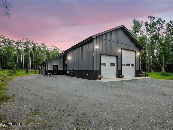 2nd image of 5551 N Wildwood Dr